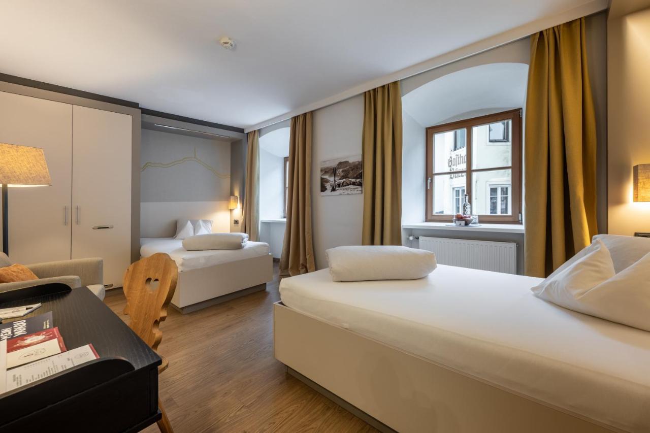 Hotel Wirtshaus Post Санкт Йохан ин Тирол Екстериор снимка