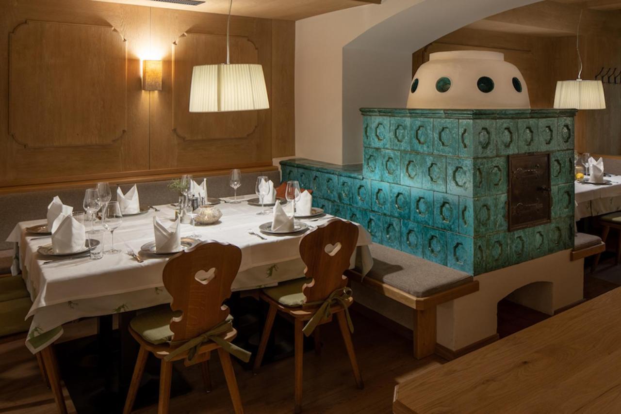 Hotel Wirtshaus Post Санкт Йохан ин Тирол Екстериор снимка